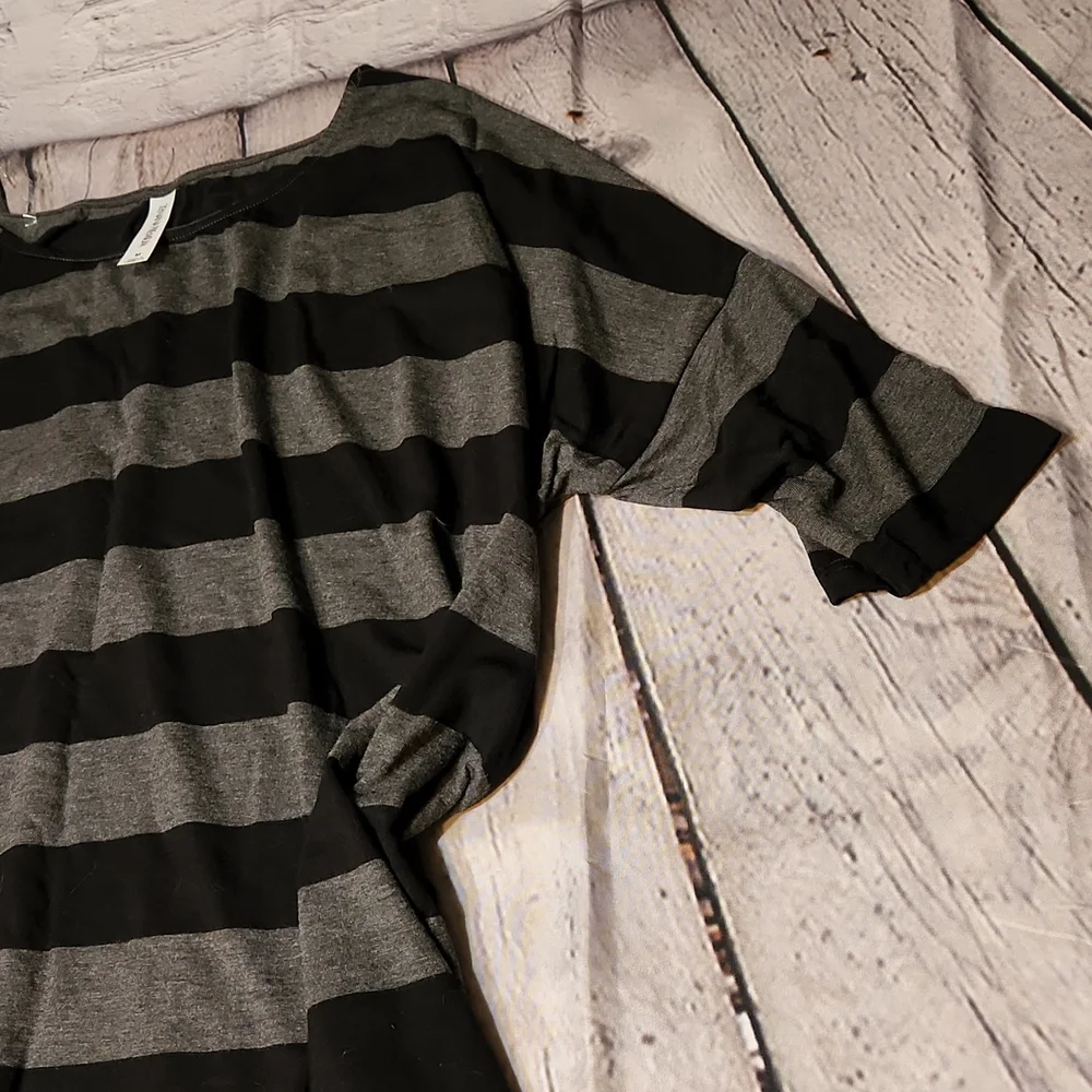 Zenana tunic Size M - Picture 2 of 8